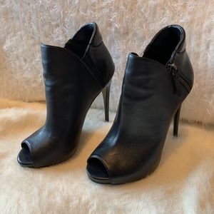 Steve Madden Daawnn booties